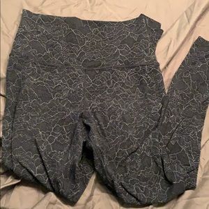 Lulu Lemon Align Leggings Size 4